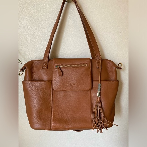 Lily Jade Women’s Madeline Convertible Leather Pebble Diaper Bag Backpack - Picture 4 of 16